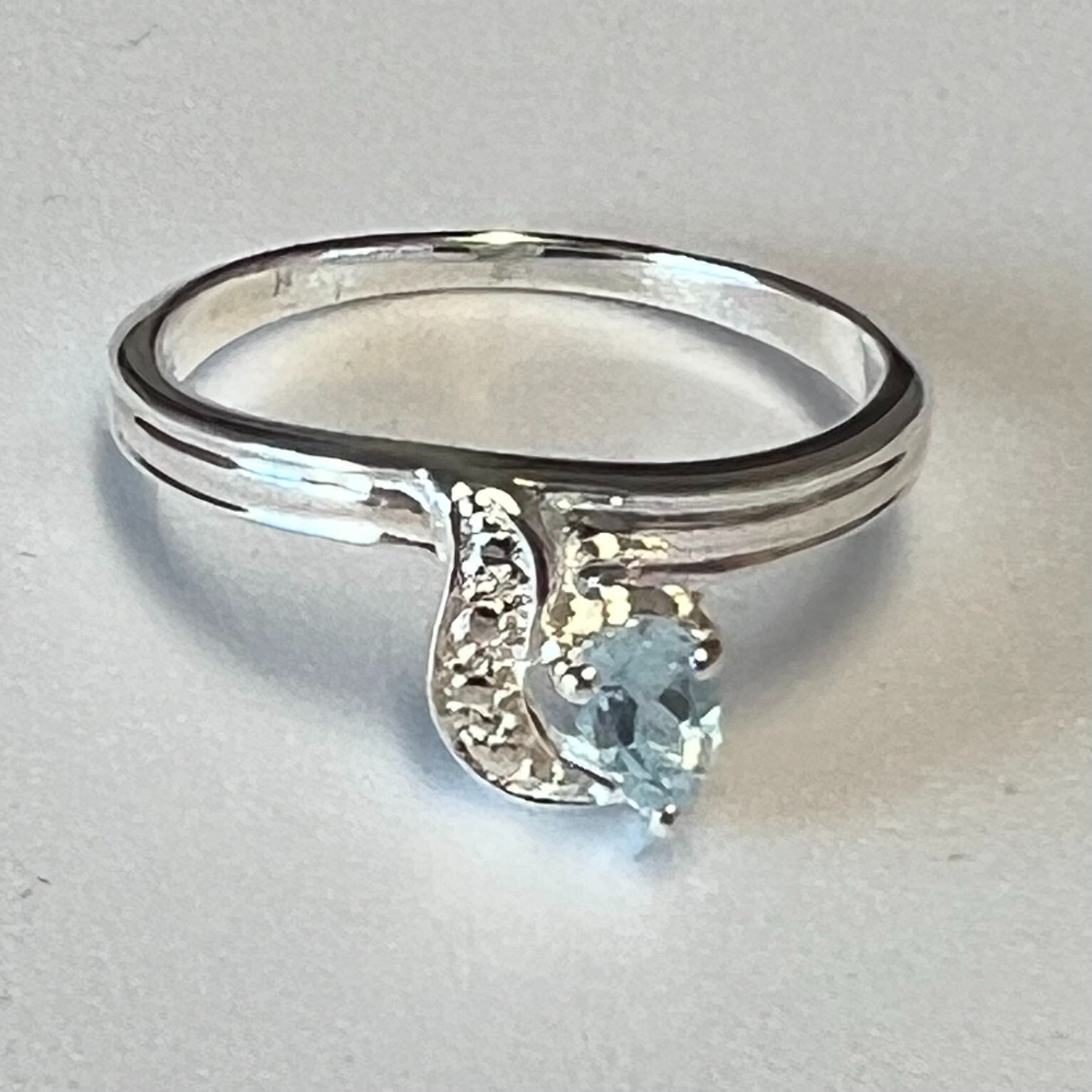 Vintage Women’s London Blue Topaz Sliver Gemstone Ring Size 7.5 Gem2