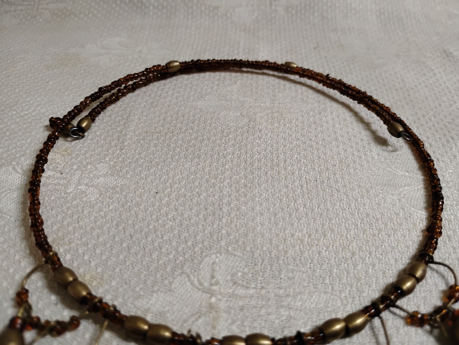 Vintage BT Metal Wire Amber Glass Seed Bead Beaded Swag Bib 18″ Choker Necklace