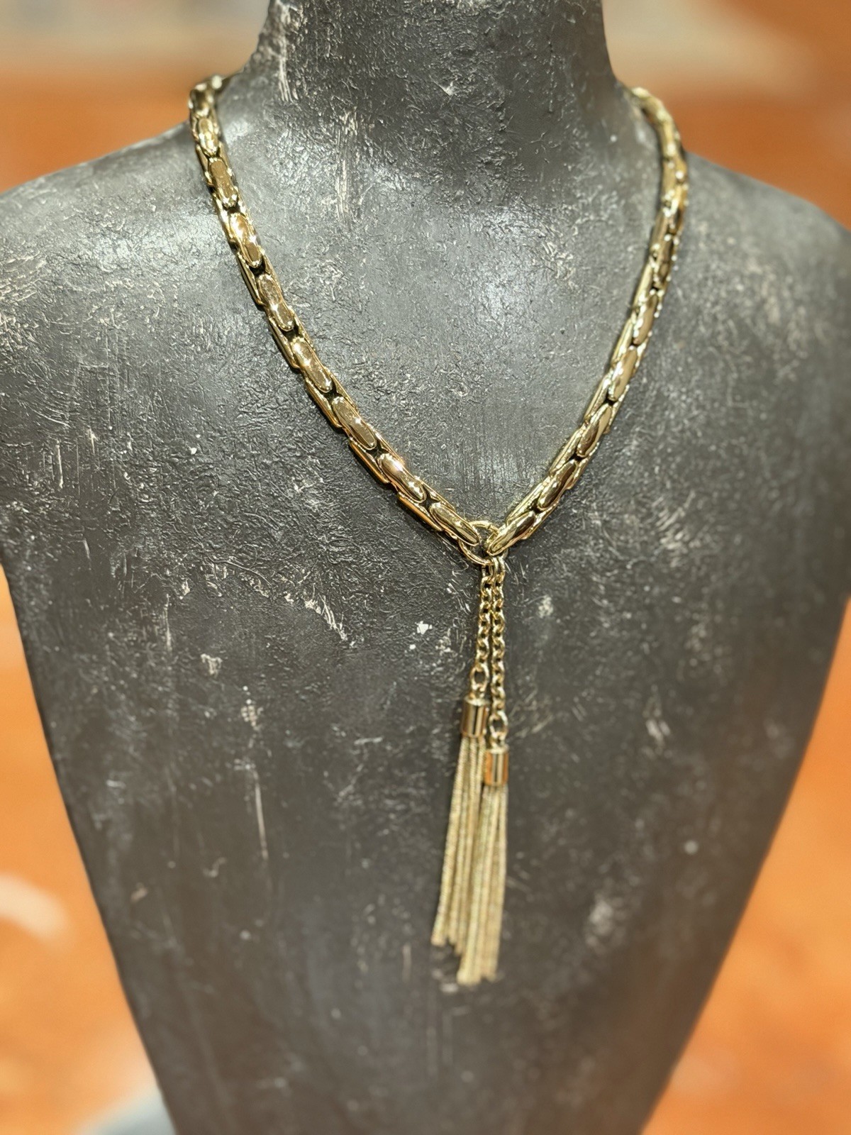 WHITE HOUSE BLACK MARKET Gold Chain 12-15″ CHOKER Necklace Tassel Pendant NEW