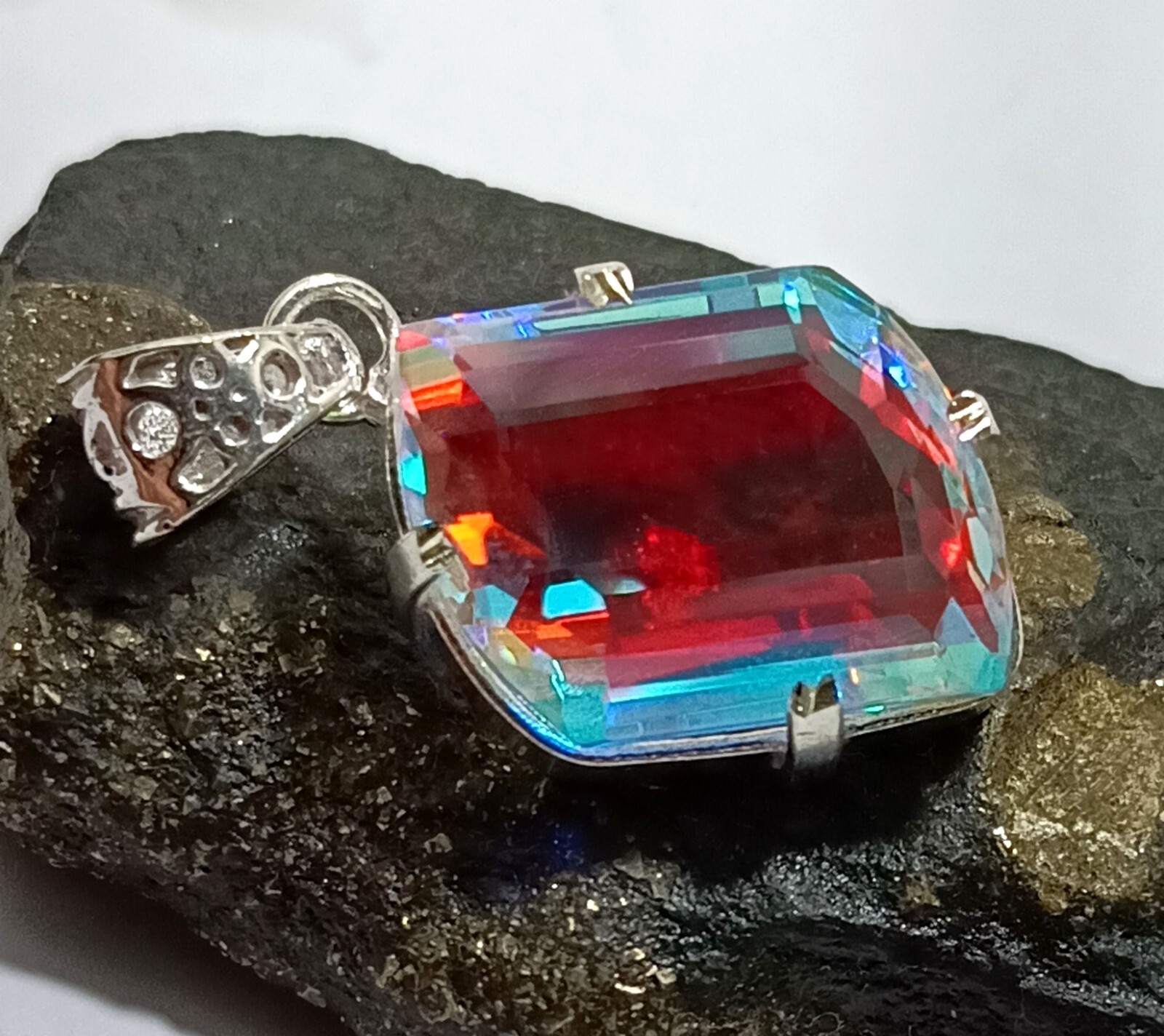 45.57 Ct EGL Certified Natural Mystic 925 Solid Silver Pendant Loose Gemstone