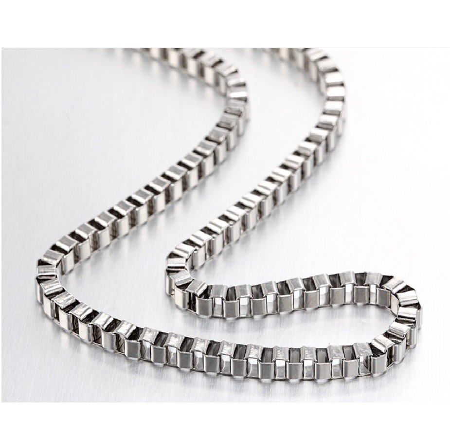 Box Chain Necklace in 925 Sterling Silver / HypoAllergenic Multiple Length/Width