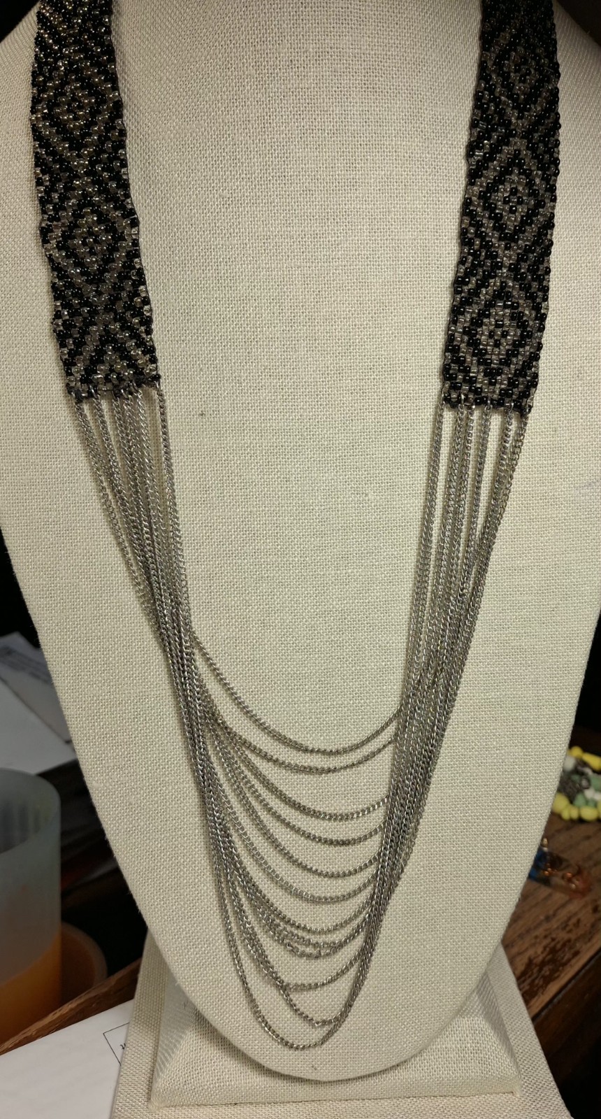 Pre-owned no brand Seed Bead with design. Silvertone Long Thin Strands Necklace