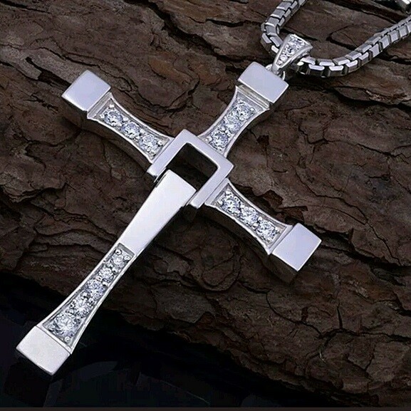 Fast and Furious Movie Dominic Toretto’s Cross CZ Necklace (Pendant + Chain)