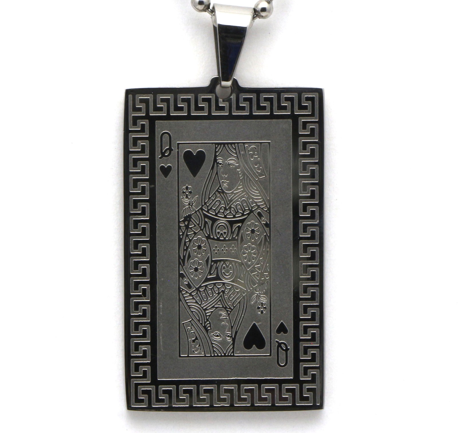 Queen of Hearts Card Spiral Frame Metal Beaded Necklace – 4 x 2.5 cm Pendant