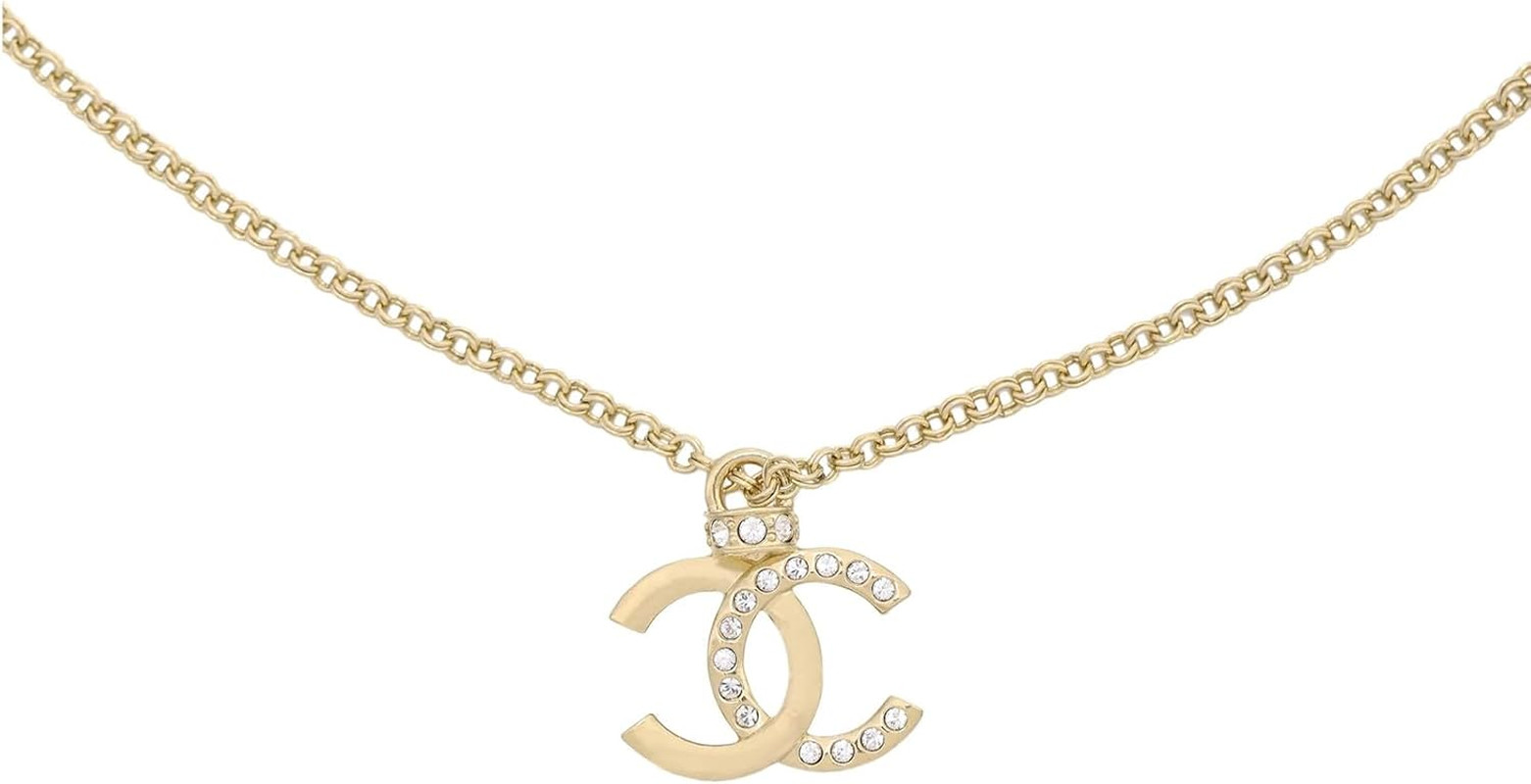 Classic Gold-Tone Chain Necklace with Pendant, Delicate Designer Fashion Jewelry