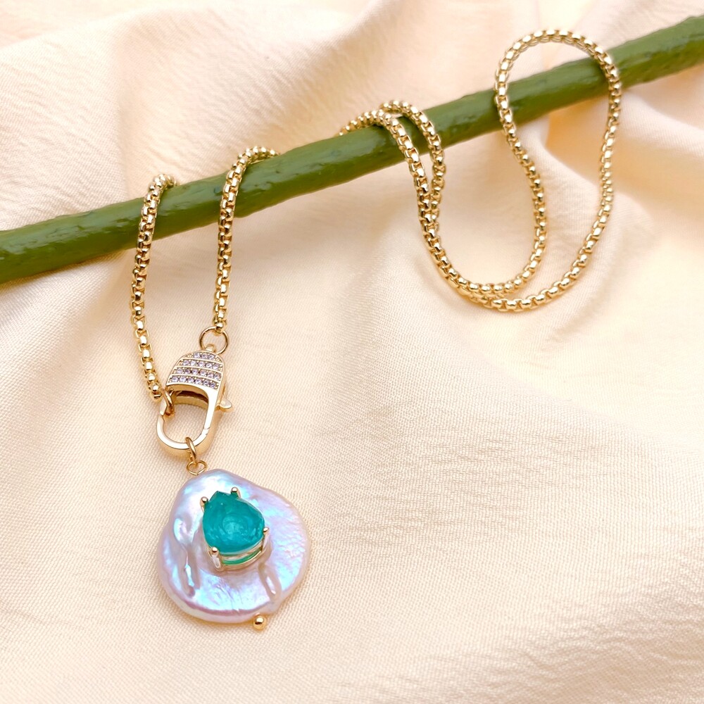 Cultured White Coin Pearl Green Quartz Pendant Gold Plated Chain Necklace
