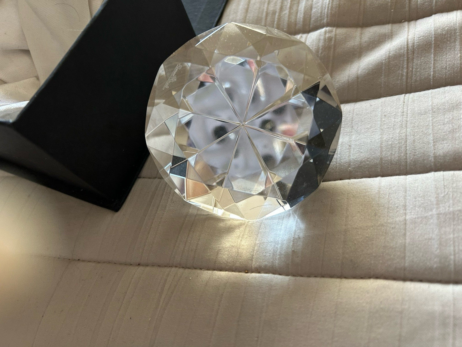 Vintage Rosenthal 3.5 in. Beautiful Glass Diamond & Original Case – Paper Weight