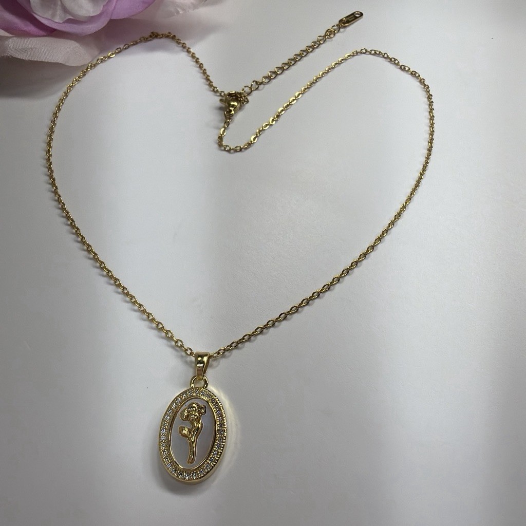 Gold Tone Stainless Steel Cable Necklace Oval Charm Pendant Pavé Crystals