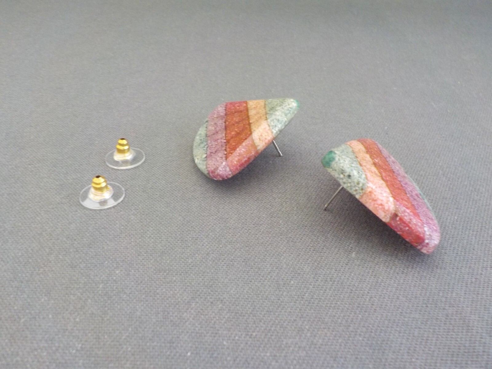 Triangle Necklace & Pierced Earrings Plastic Metal Green Purple Dark Red Blue