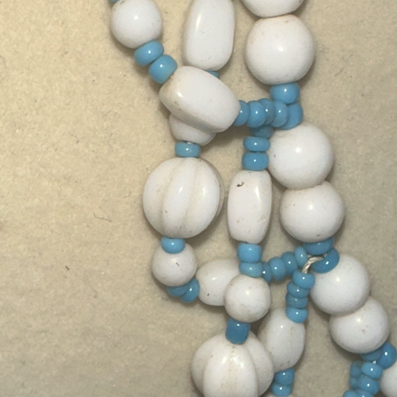 White Blue Plastic Beaded Statement Necklace, Ball/Bead Chain, Hook Clasp