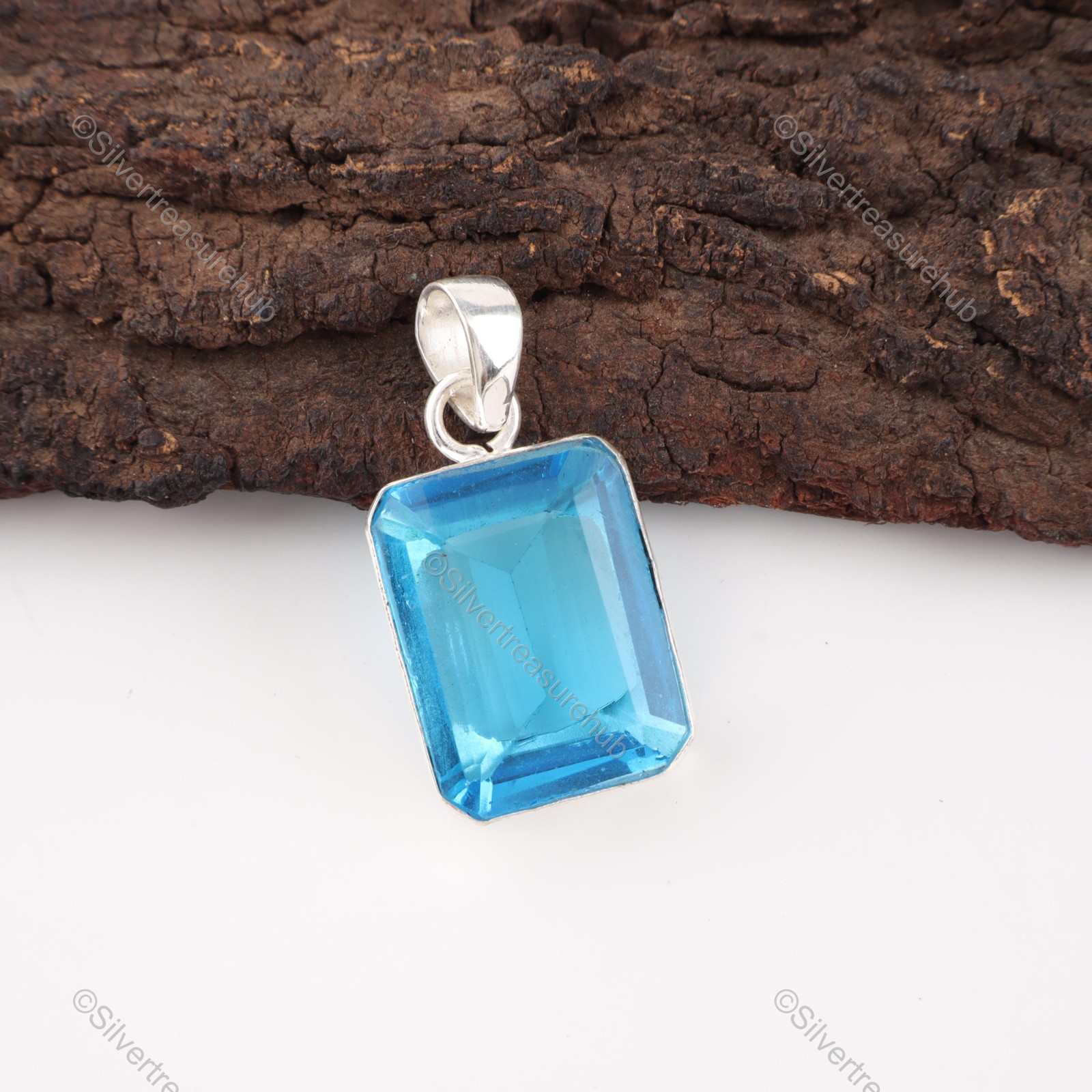 Swiss Blue Topaz Stone Sister Channel Set Friend Gift Pendant Jewelry 925 Silver