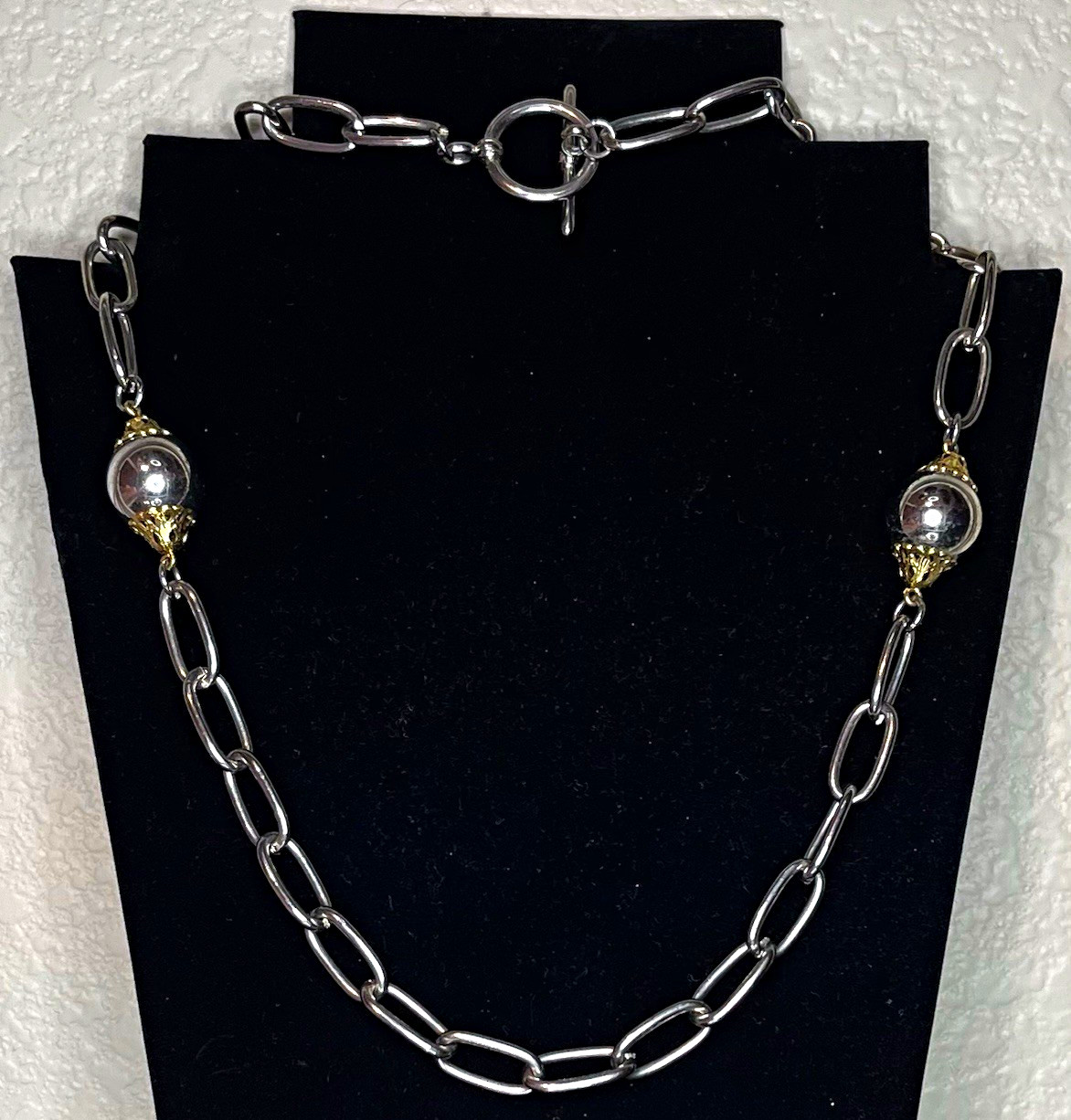 Two-Tone Silver Gold Oval Link Chain Necklace, White Imitation Pearl Toggle