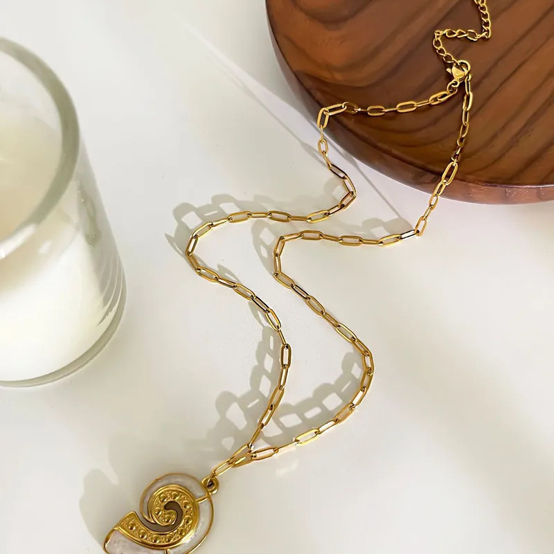 316L Stainless Steel Gold Shell Pendant Necklace Paperclip Chain Women Gift