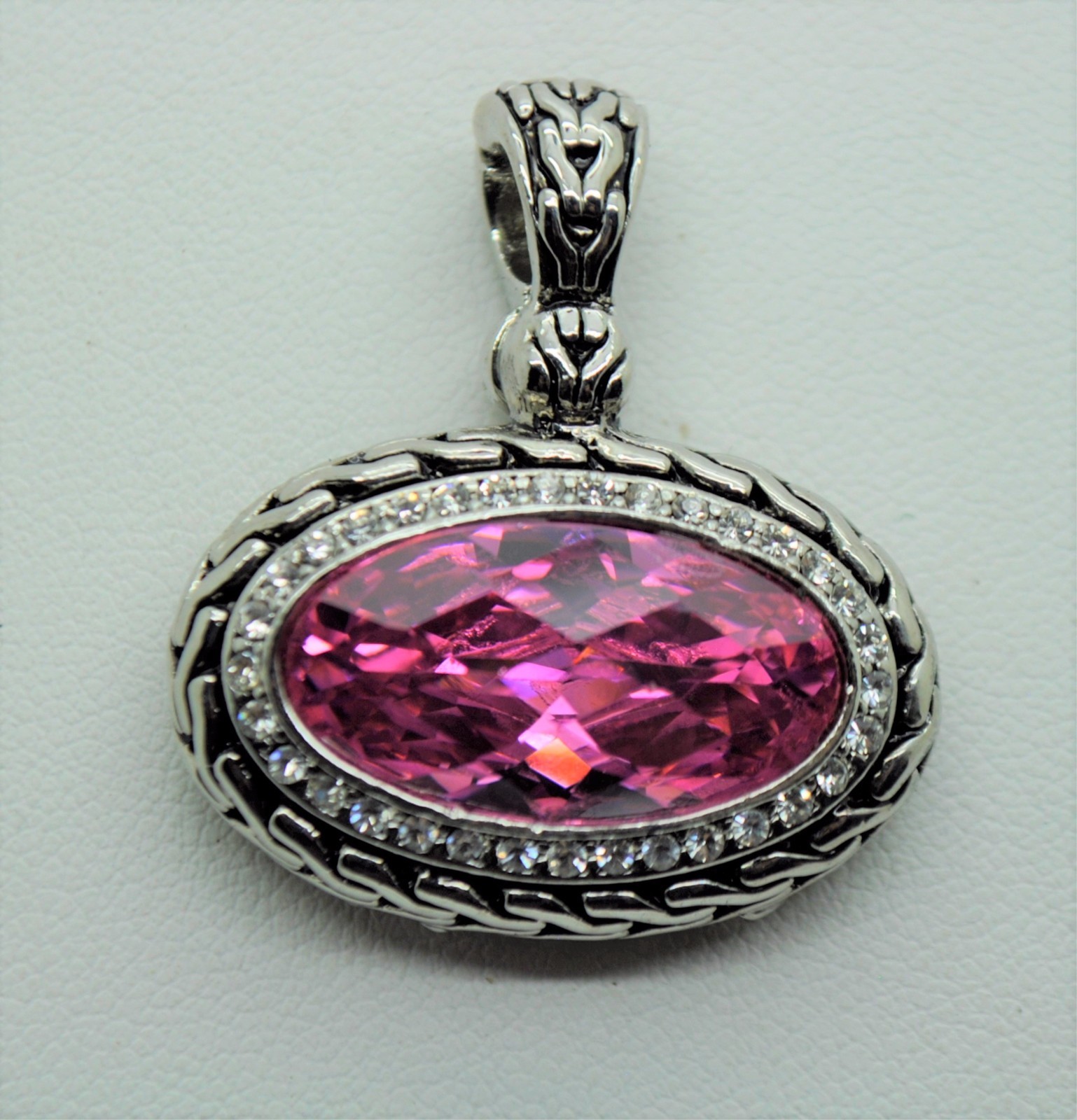 A318 Gorgeous Design Style oval Shape pink cubic zircon fashion jewelry Pendant