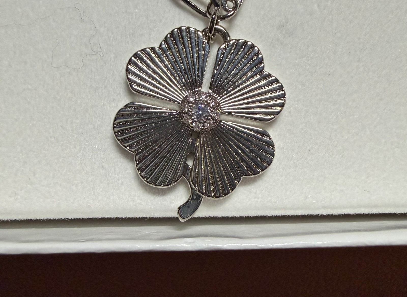 Jennifer Miller 14k white gold plated Clover Charm Necklace New VALENTINEs DAY!