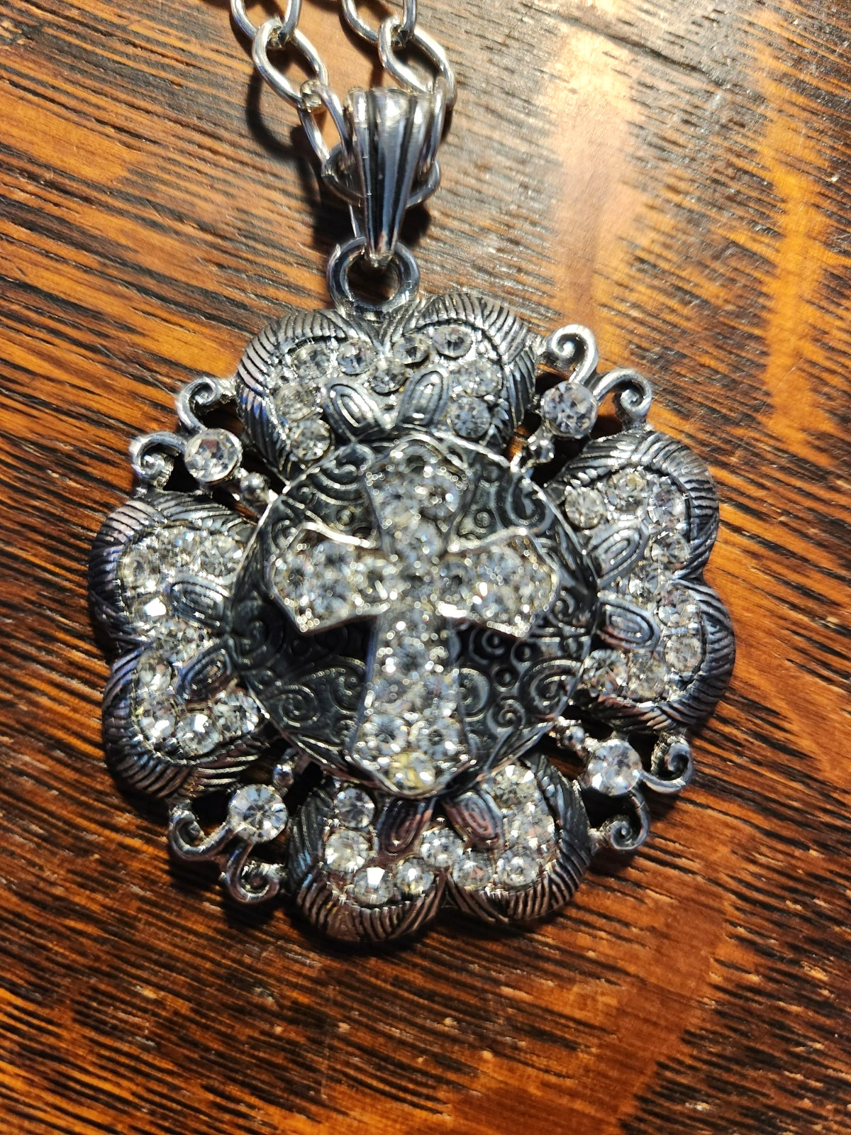 Silver Tone Rhinestone Cross 2″ Round Pendant 18″ + 2″ Necklace