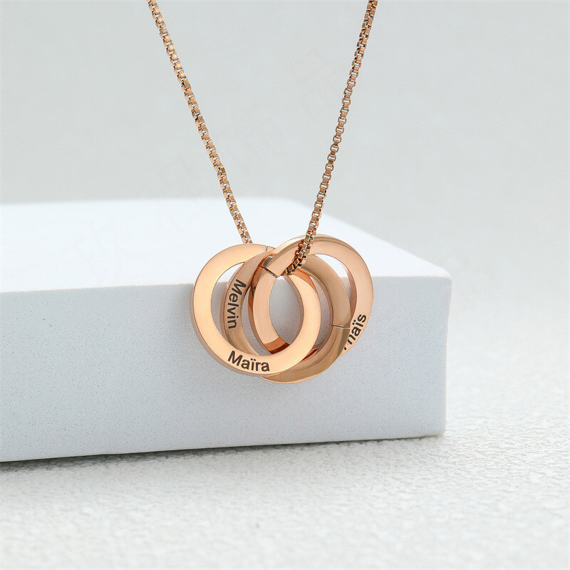 Personalized Interlocking Family Name Necklace, Perfect Gift for all occasions