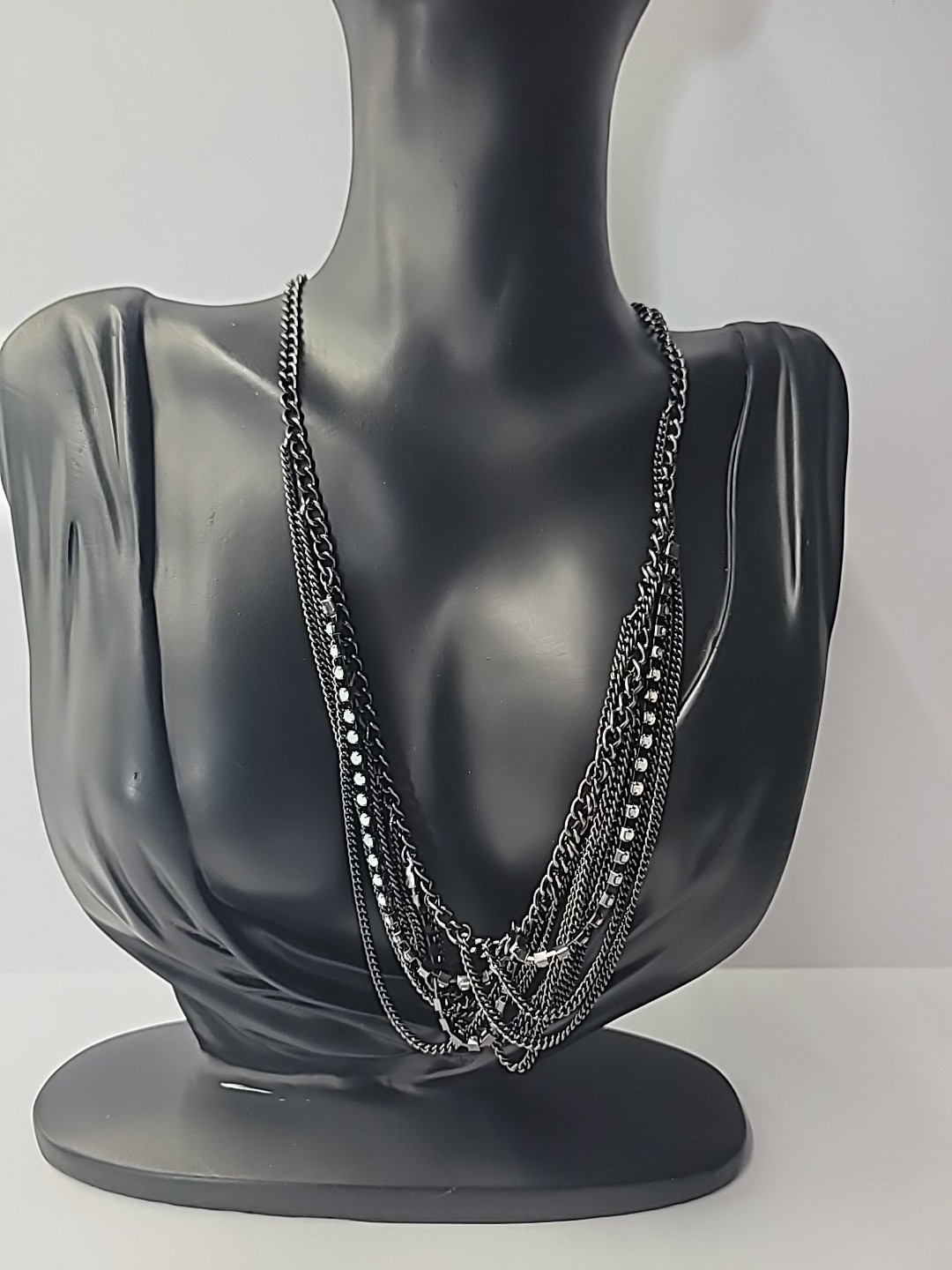 Vintage AEO American Eagle Outfitter Necklace Gray Tone Pink White Crystals