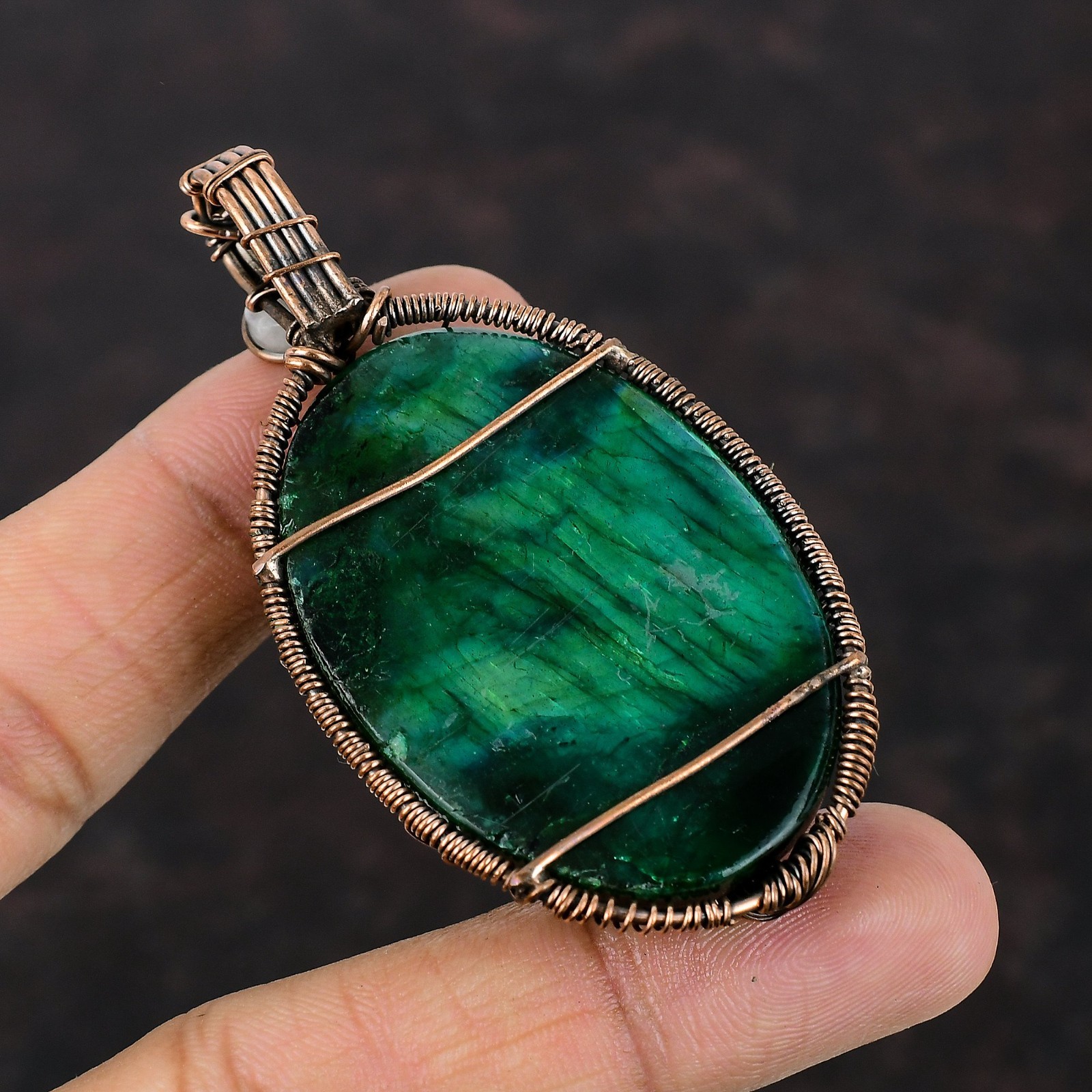 Green Fire Labradorite Gemstone Rainbow Moonstone Artisan Pendant Jewelry Copper