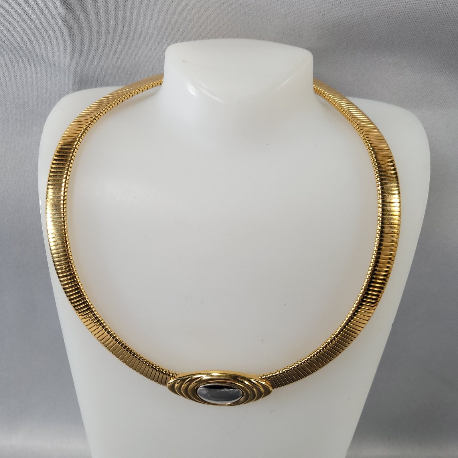 Kenneth Jay Lane for Avon Gold Tone Omega Choker Necklace Silver Cabochon 17in