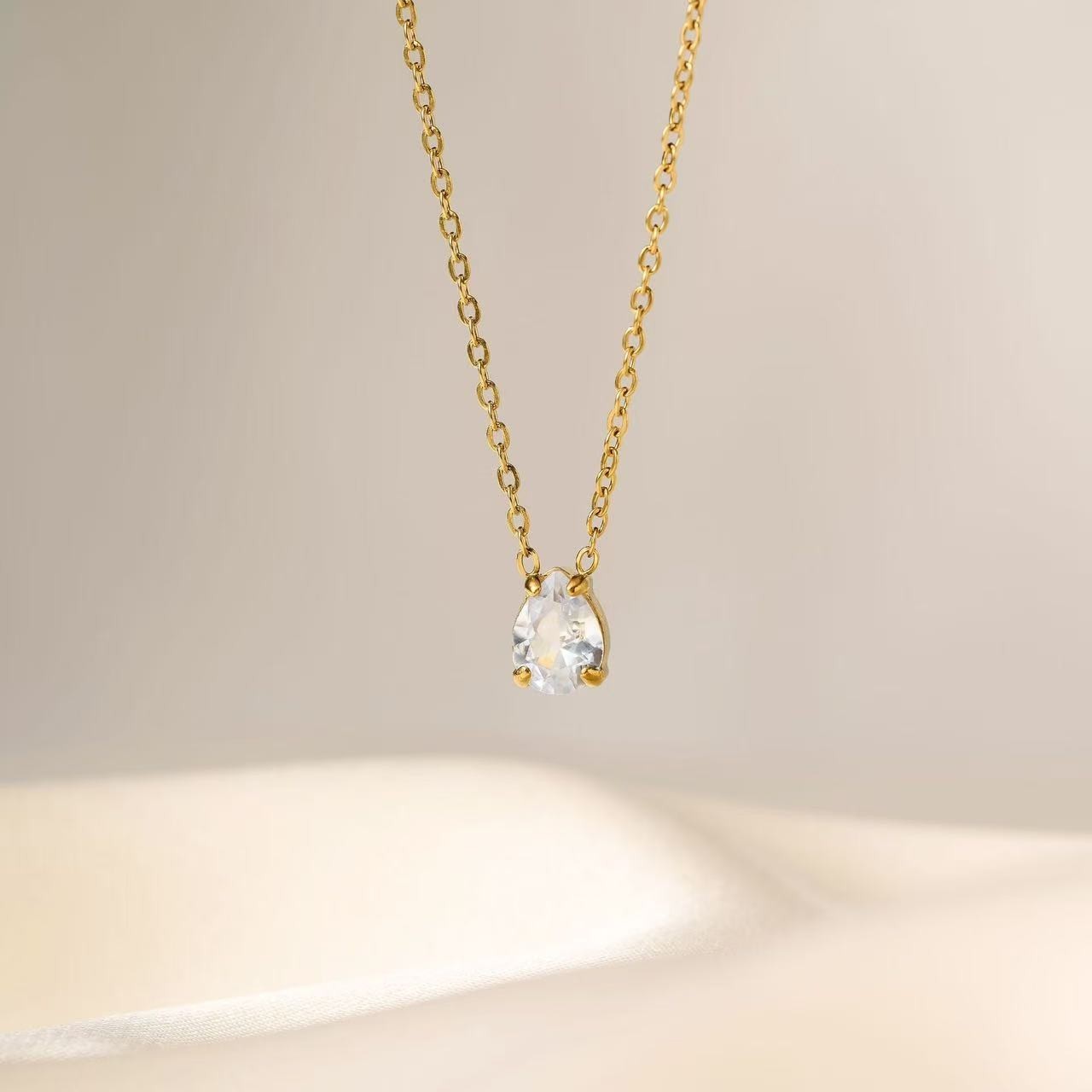 Classic Women 18K Gold Plated CZ Pendant Chain Necklace Anti-tarnish