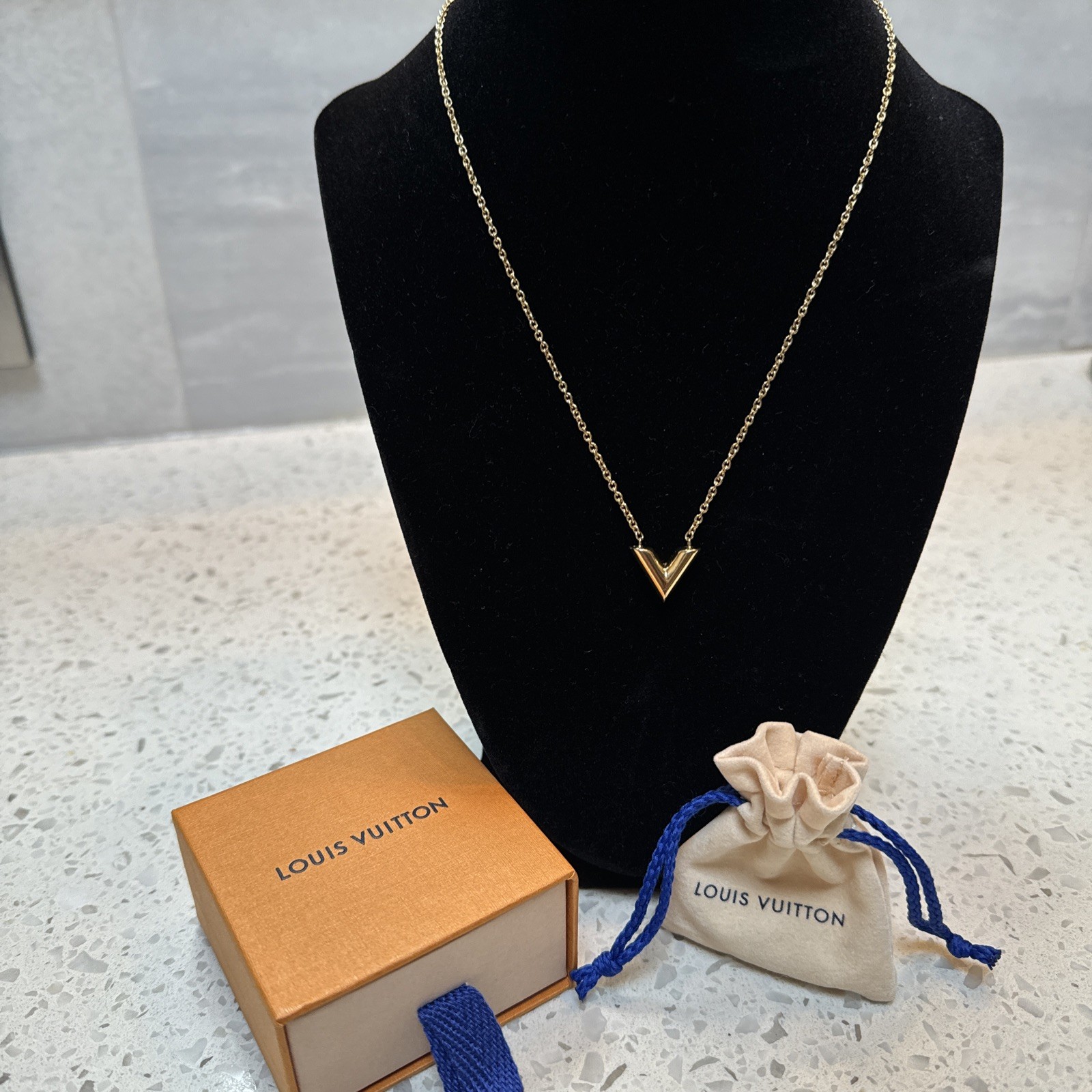 Louis Vuitton Essential V Necklace – Gold Finish W/Box & Dust bag