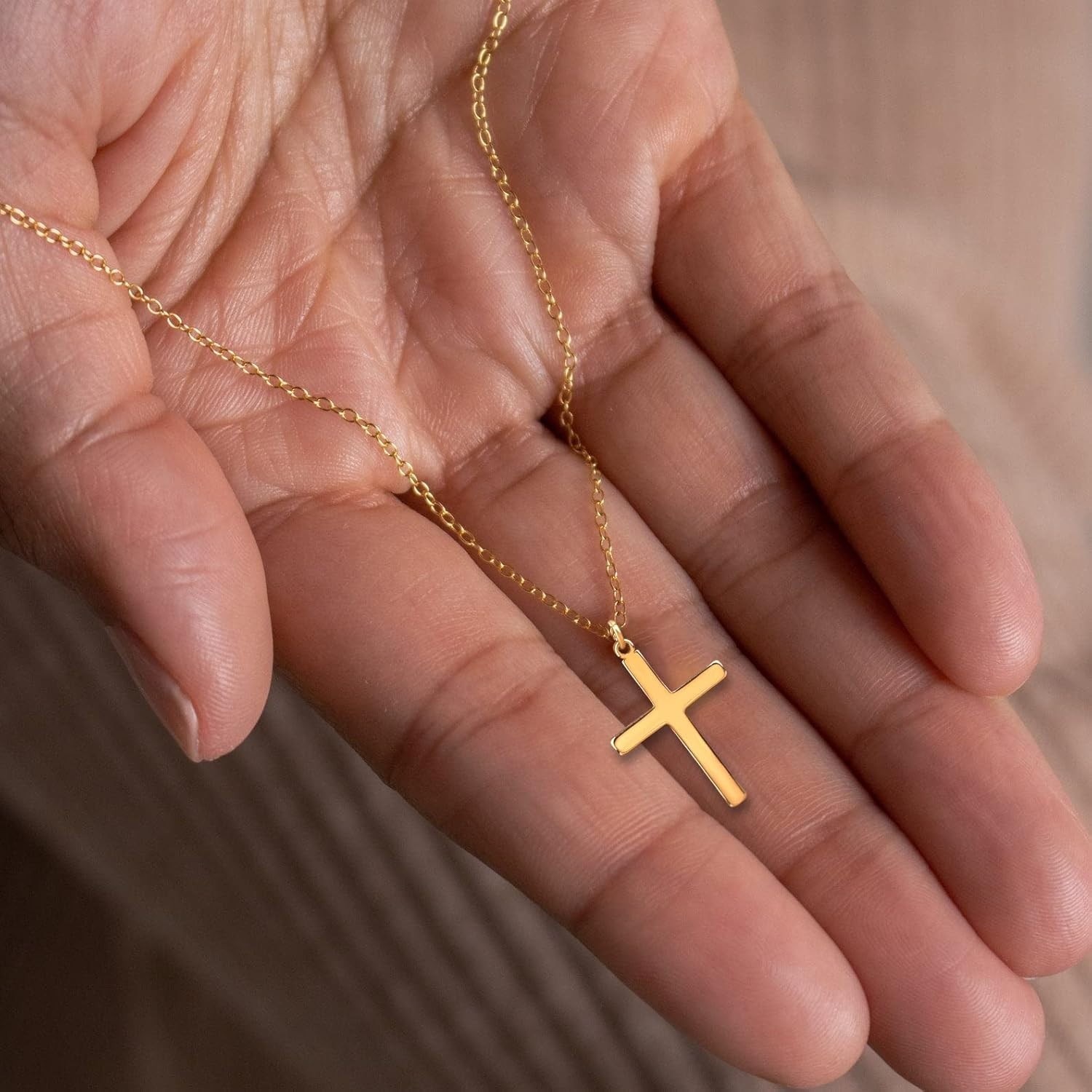 Beautifully Packaged Gold Cross Necklace – Perfect for Special Occasions