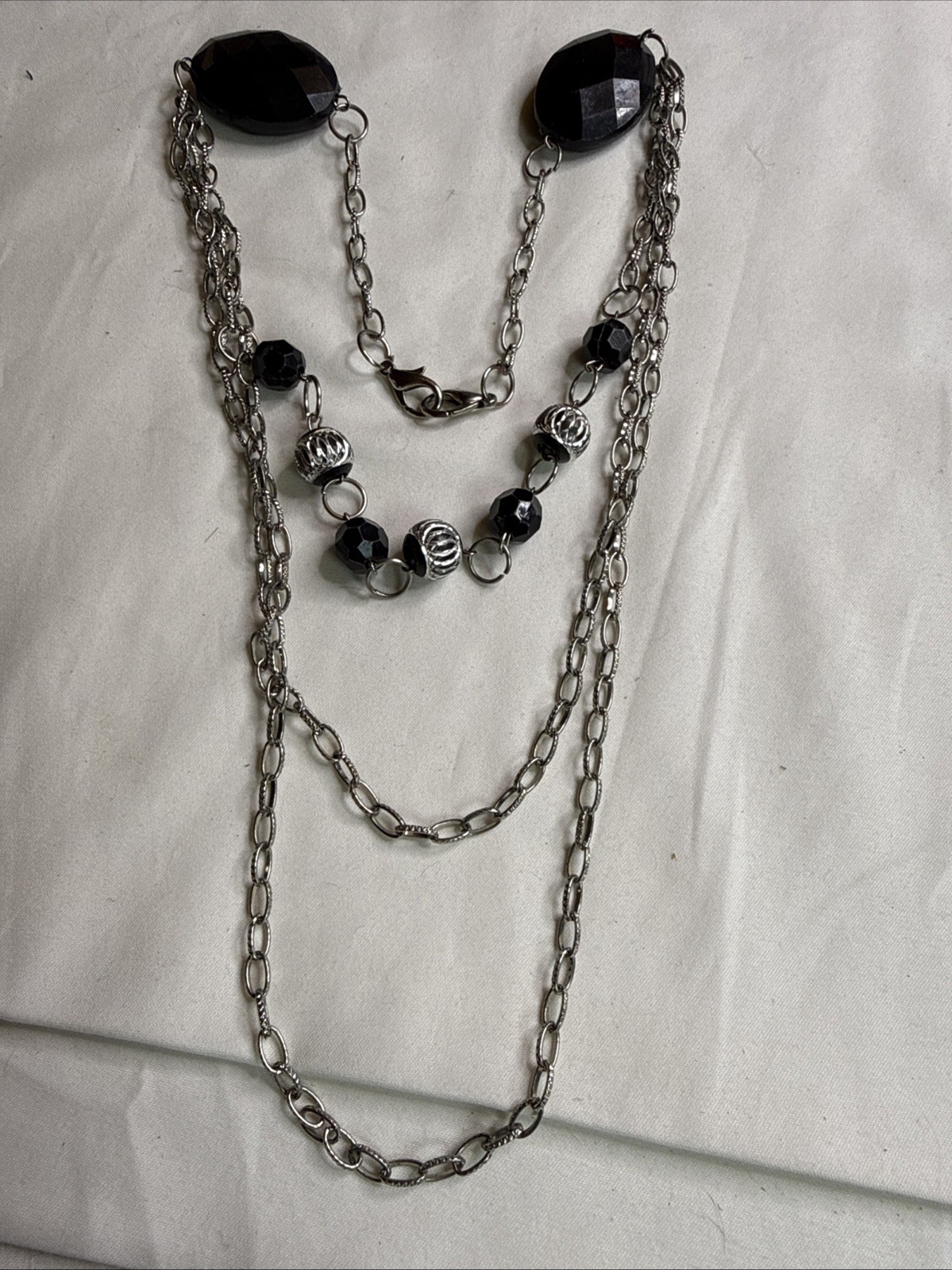 Lot of 12 Necklaces Mixed Styles/Materials/Lengths Crazy Fun Fashions PreOwned