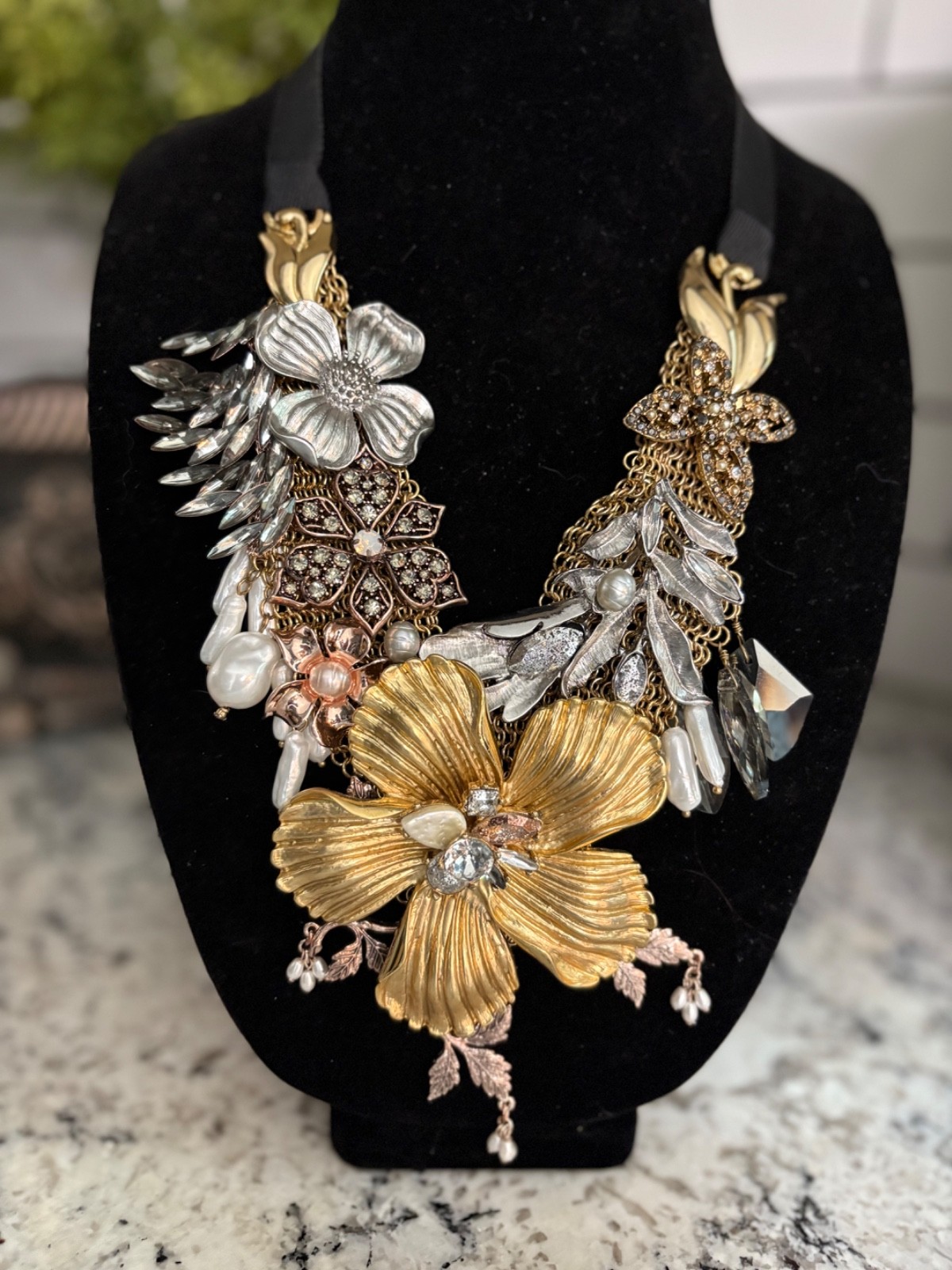 Chico’s Mixed Metal Floral Statement Necklace Limited Edition NWOT! Gorgeous!!