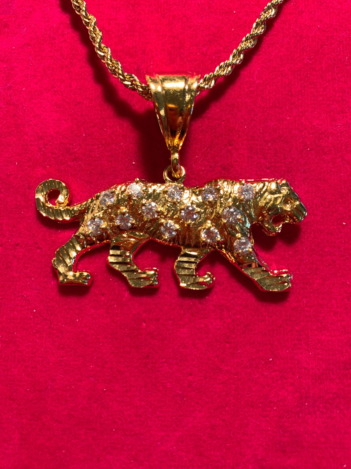 14KT GOLD PLATED CLEAR CZ TIGER CHARM PENDANT W/ 16″-30″ CHAIN NECKLACE – 9003