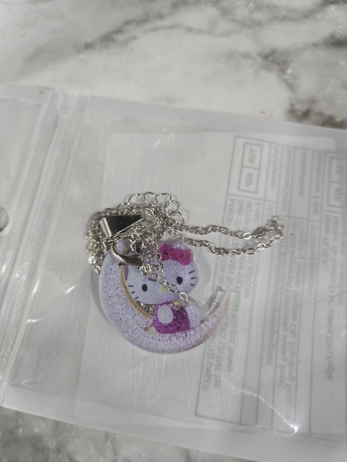 2D Acrylic Pendant Necklace Sanrio Hello Kitty, Fashionable Chain
