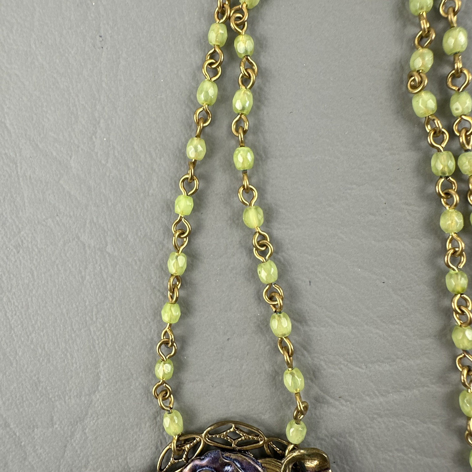 Art Nouveau Style Floral Necklace Green Beads Pansy Pendant Dainty 17″