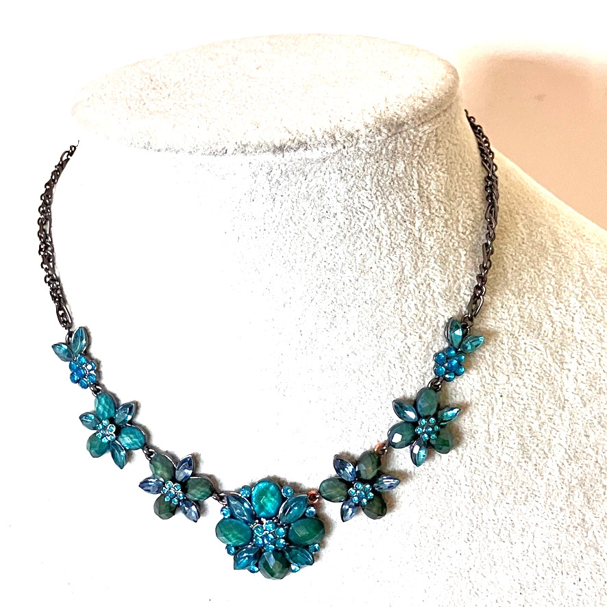 Floral blue crystal necklace black tone metal 48cm adjustable sparkly flower