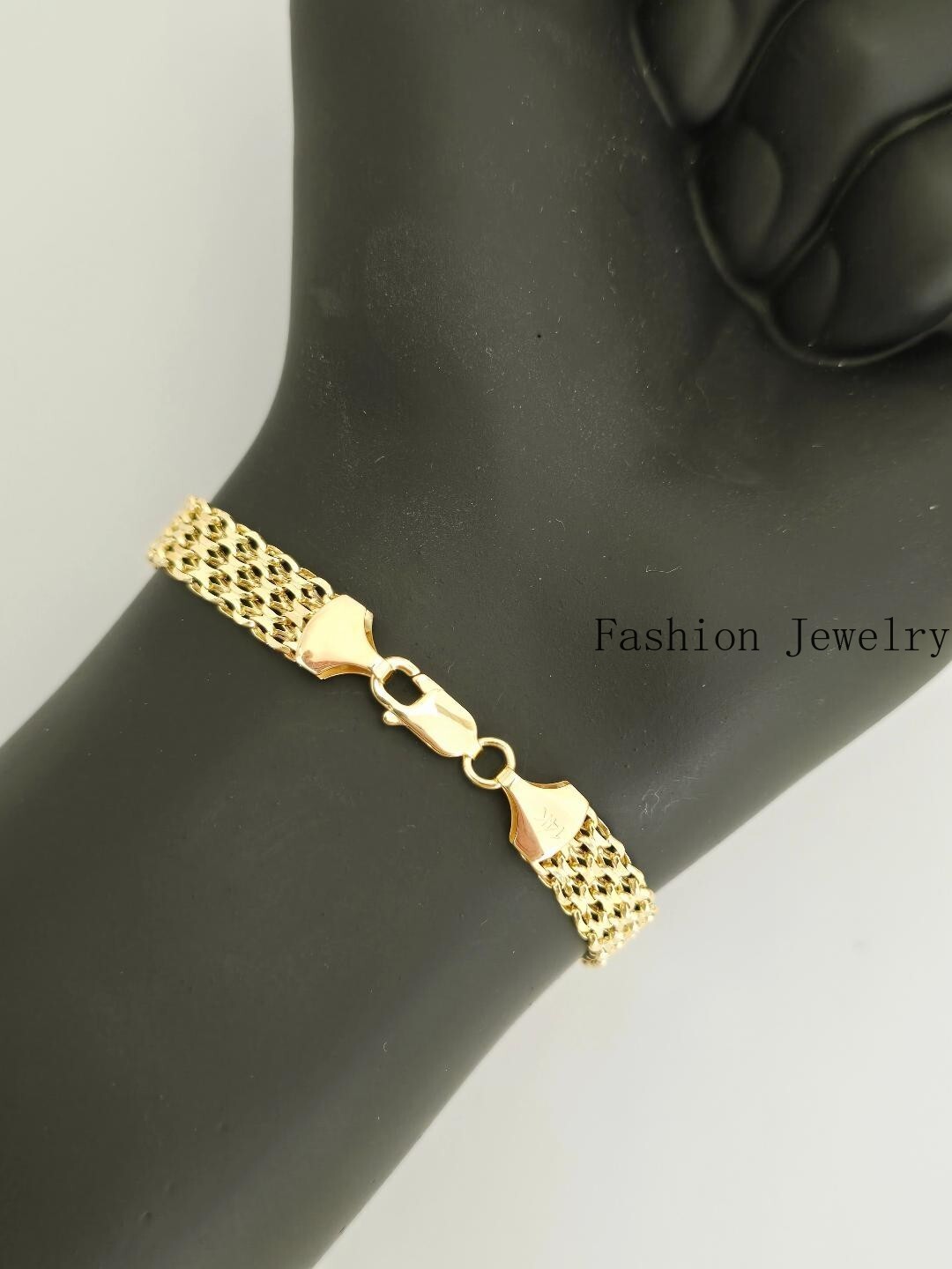 14K Yellow Gold Bismark Link Chain Bracelet 8mm 8”