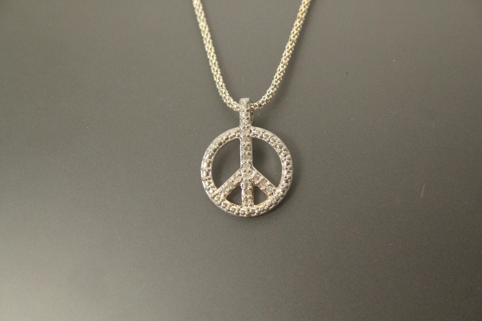 Diamond Peace Sign Sterling Silver Popcorn 18″ Chain 1.7mm wide 6.5g (NEC5823)
