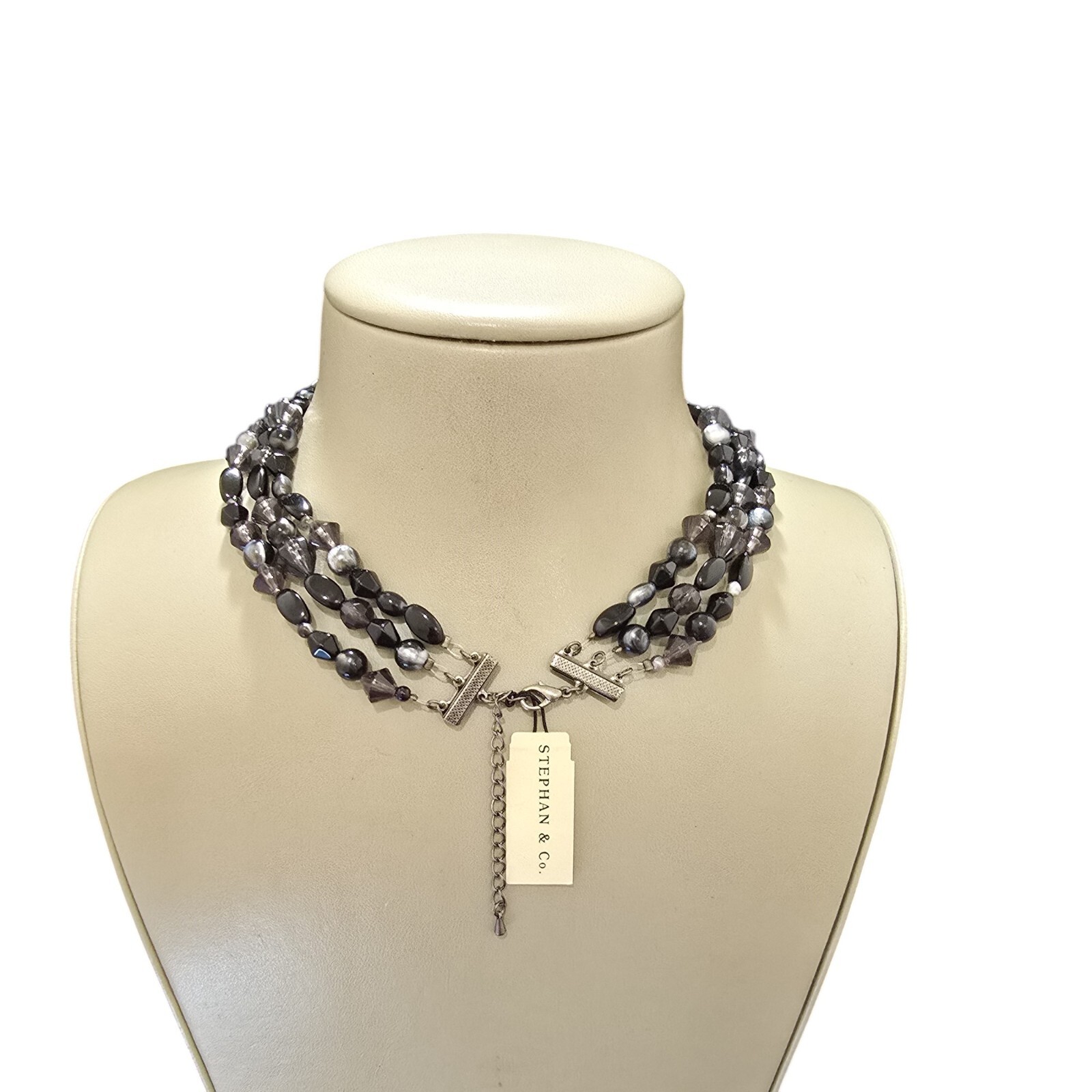 Stephan & Co Women’s Multi Layered Black Gray Acrylic Resin Necklace NWT