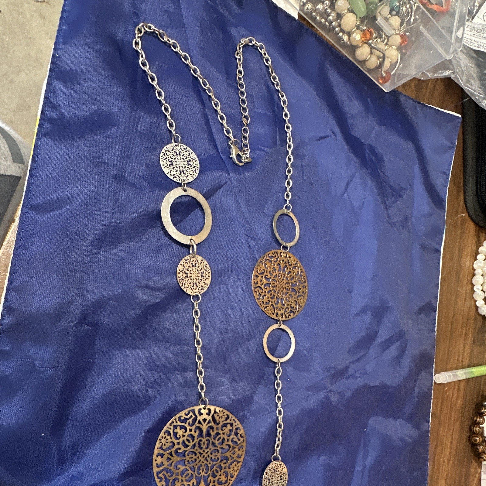 Mixed Metals Silver Gold Tone Filigree Round Disc Cable Chain Necklace Lobster