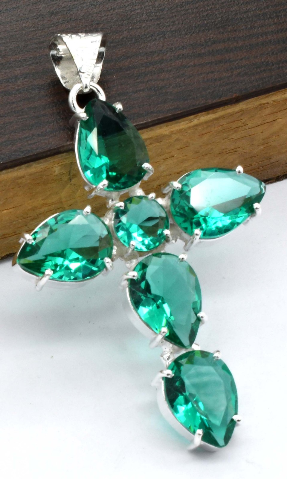 Green Quartz Natural Gemstone Cross Pendant Jewelry 1.1″ P 3923