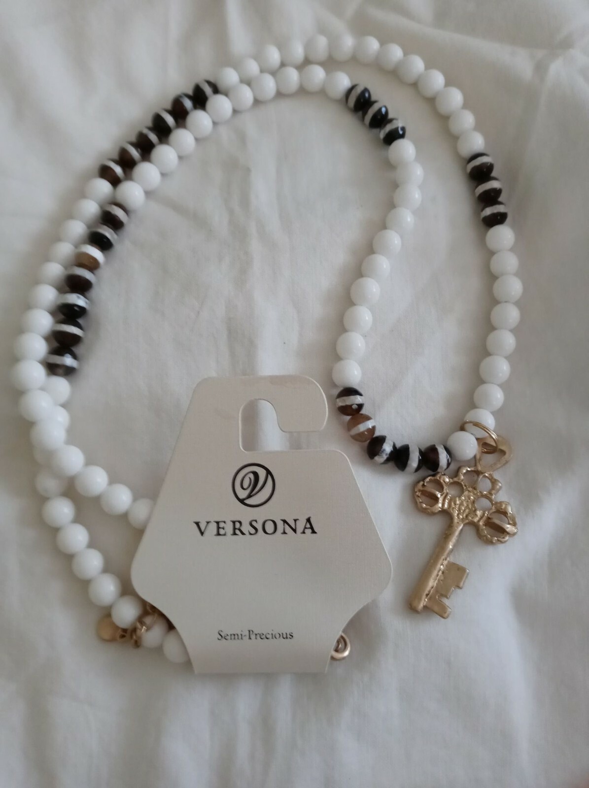 Versona Necklace NWT Semiprecious Over 30″ With Key Pendant White And Brown
