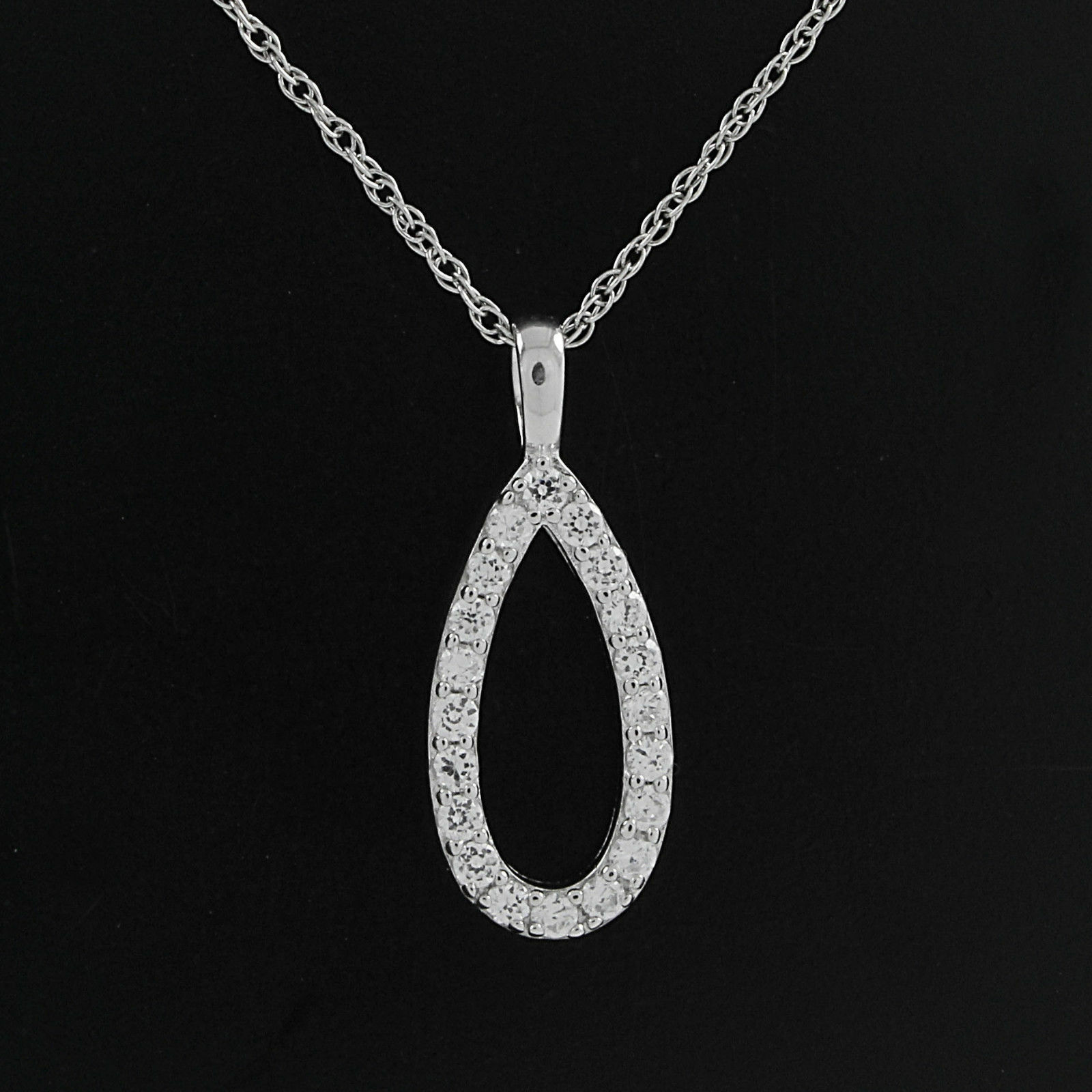 0.50 Ct Round Cut Simulated Diamond Pear Style Pendant With 18″ Chain