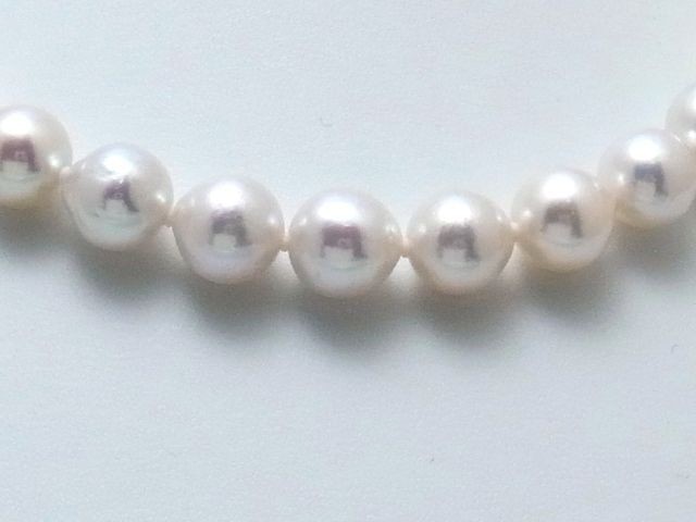Genuine Lake Water Pearl Necklace 9.0-11.0mm Round 42cm White From Japan