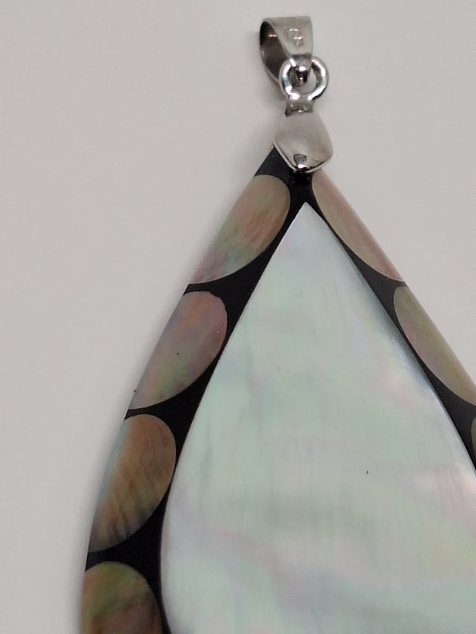 Teardrop-Shaped Pendant, Marked 18KGP