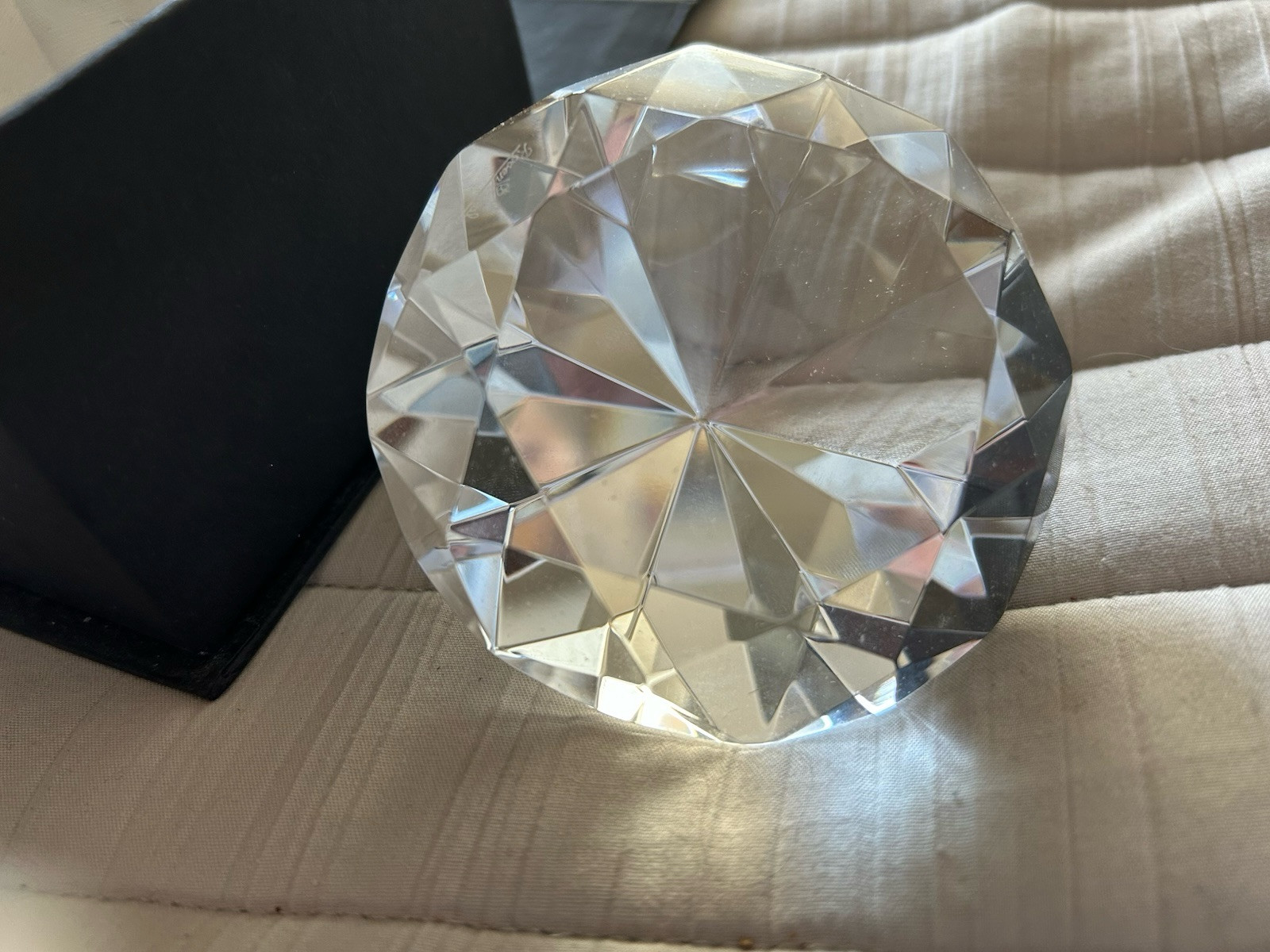 Vintage Rosenthal 3.5 in. Beautiful Glass Diamond & Original Case – Paper Weight