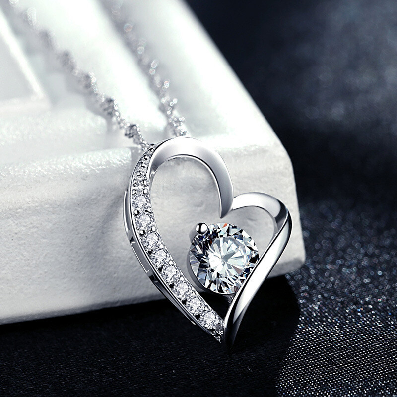 To My Soulmate/Wife Necklace Gift for Valentine Fiancée/Girlfriend Gifts for Her
