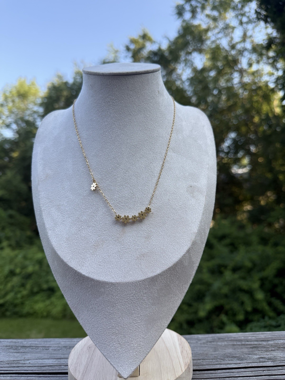 Gold Tone Yellow Gold Plated Cable Chain Necklace w/ Floral Charm Pendant