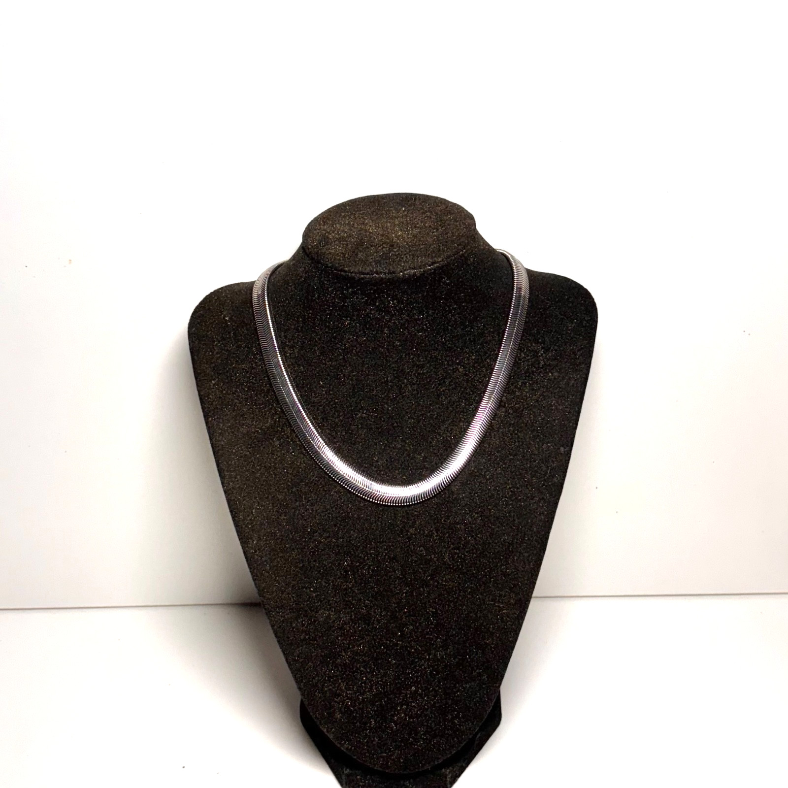CHLOE + ISABEL necklace snake chain silvertone metal flexible fold over clasp
