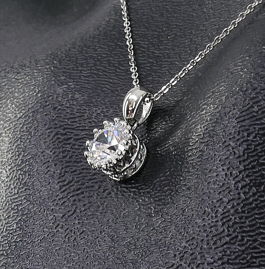DiAMONiQUE EPiPHANY PLATiNUM CLAD STERLiNG CZ SOLiTAiRE 18″ NECKLACE w/BOX