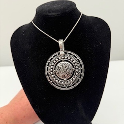 Premier Designs Silver Reversible Purple Stone Round Pendant Necklace