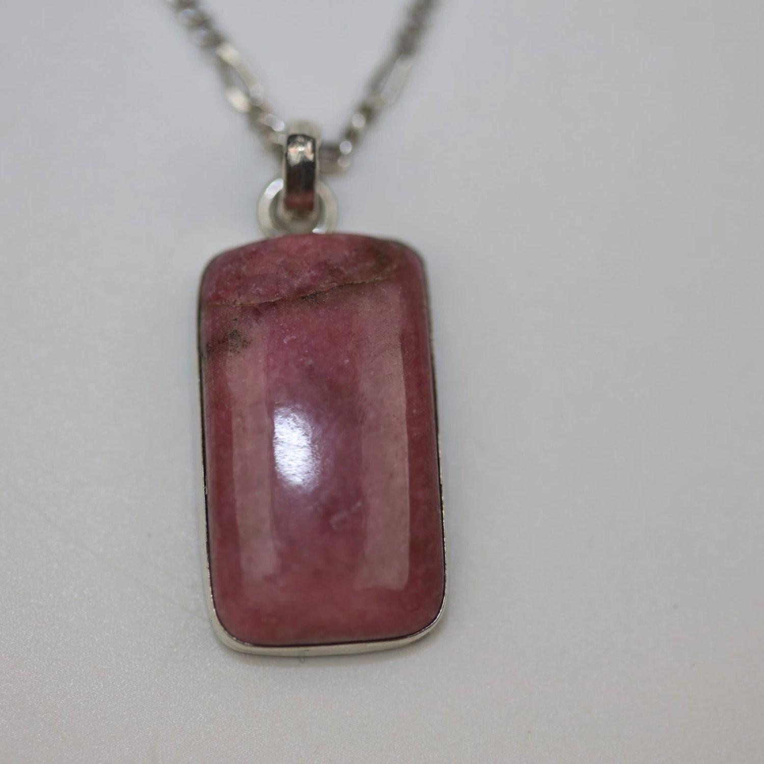 Vintage Sterling Silver Rhodonite Pendant Necklace 925 Figaro Chain 18″ Pink