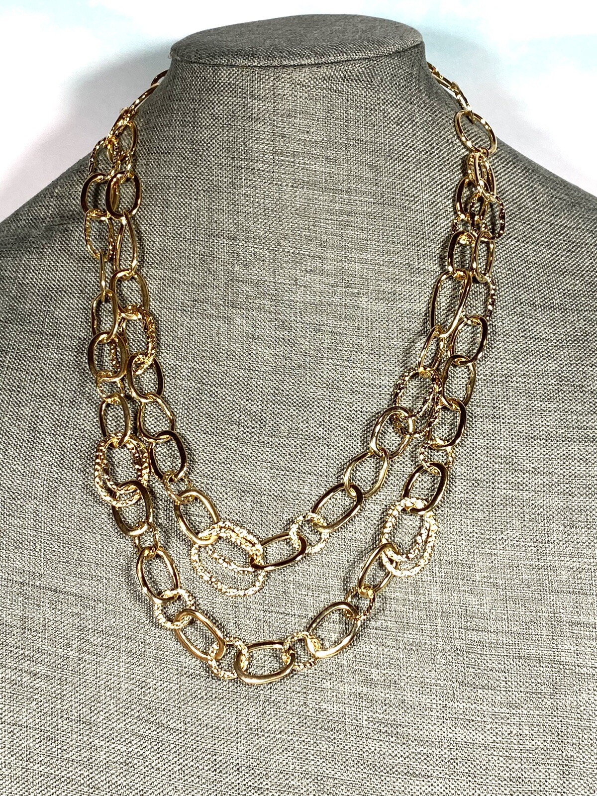 Francesca Visconti Gold Tone Fancy Chain Link Necklace 22”+3”